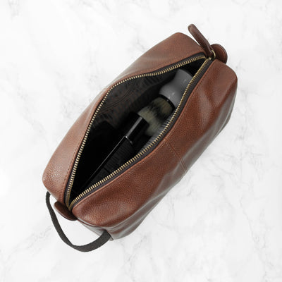 PERSONALISED DAD'S VINTAGE STYLE WASH BAG Really Cool Gifts